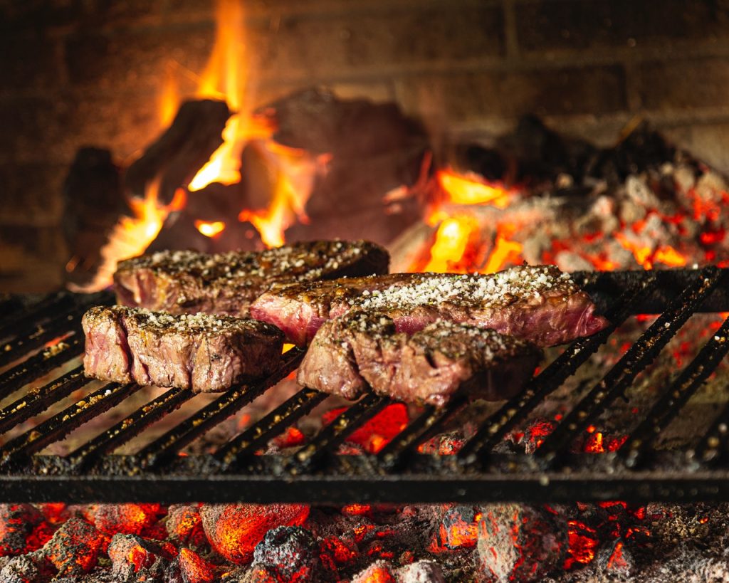 Image of a grill with bbq to show the best argentinian grills in Miami